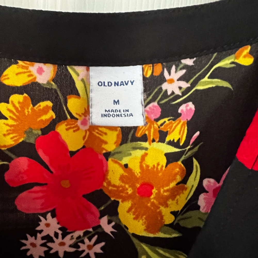 Old Navy Pink and Red A-line Dress with Bishop Sleeves - Picture 2 of 4